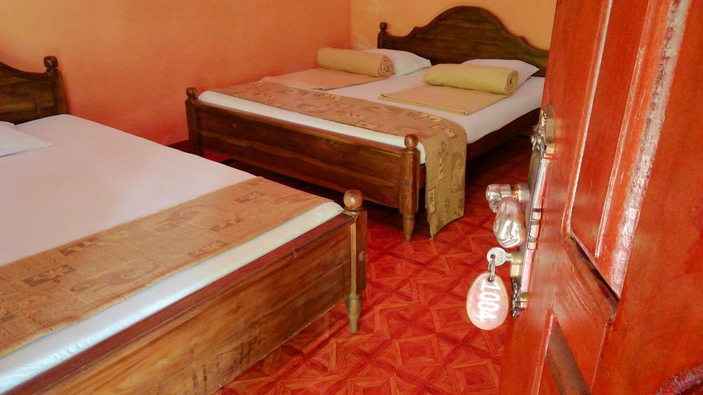 Bluesky Guest House Dambulla Exterior foto